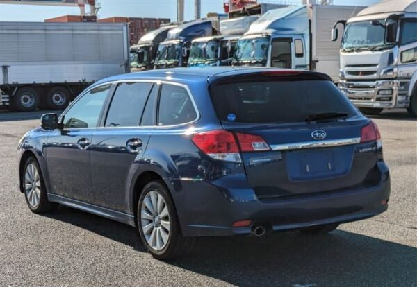 2010 SUBARU LEGACY W - Image 3