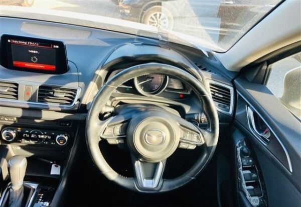 2017 MAZDA AXELA SPORTS - Image 4